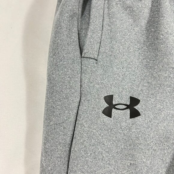 NWT Under Armour Men's Full Heather Fleece Joggers Gray 5XL Loose Fit Sweats Z13 - Picture 2 of 8